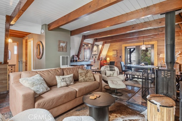31427 Lightfoot Way, Running Springs, CA 92382