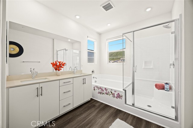 Detail Gallery Image 13 of 23 For 15842 Caterpillar Dr, Fontana,  CA 92336 - 4 Beds | 3 Baths