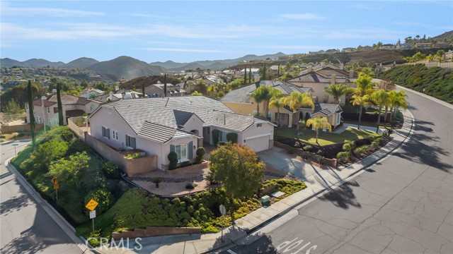 Detail Gallery Image 3 of 43 For 23 Volta Del Tintori, Lake Elsinore,  CA 92532 - 5 Beds | 3 Baths