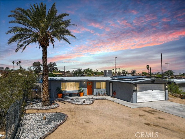 Detail Gallery Image 4 of 59 For 5536 Cahuilla Ave, Twentynine Palms,  CA 92277 - 2 Beds | 2 Baths
