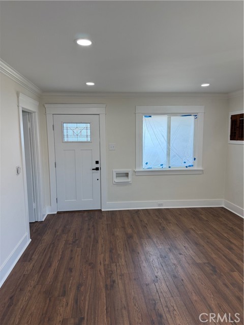 Detail Gallery Image 4 of 22 For 1305 E 17th, Long Beach,  CA 90813 - 2 Beds | 1 Baths