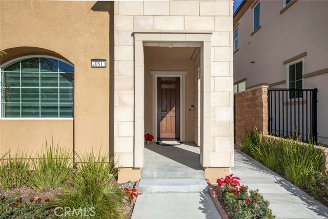 Detail Gallery Image 6 of 56 For 20817 W Bur Oak Cir, Porter Ranch,  CA 91326 - 4 Beds | 3 Baths