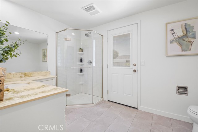 16091 Gold Circle, Huntington Beach CA: https://media.crmls.org/medias/59bc410f-ea35-4e16-abfe-78b11b01edb6.jpg