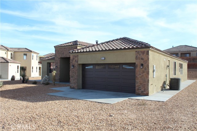 Detail Gallery Image 2 of 30 For 56925 Hidden Gold Ct, Yucca Valley,  CA 92284 - 4 Beds | 2/1 Baths