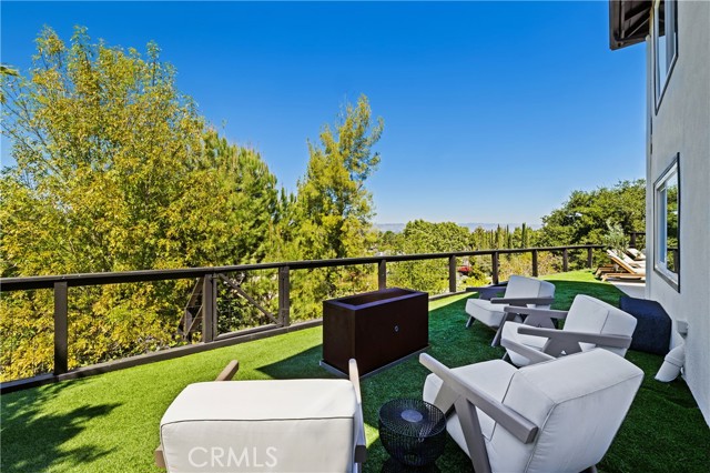 Detail Gallery Image 35 of 69 For 23202 Aetna St, Woodland Hills,  CA 91367 - 5 Beds | 4 Baths