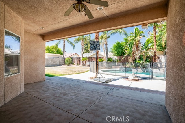 3400 Medallion Rose Avenue, Bakersfield CA: https://media.crmls.org/medias/59beb655-acde-4488-976f-75b0389f834e.jpg