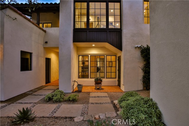 Detail Gallery Image 11 of 75 For 4244 via Padova, Claremont,  CA 91711 - 4 Beds | 5 Baths