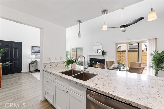 1024 Ardmore Circle, Redlands CA: https://media.crmls.org/medias/59bf0046-04b5-4245-89e9-917b7ee3acad.jpg