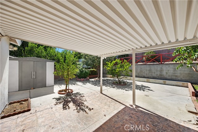 12031 Pierce Street, Sylmar CA: https://media.crmls.org/medias/59bf0b13-755b-4dd9-8723-6e759570c069.jpg
