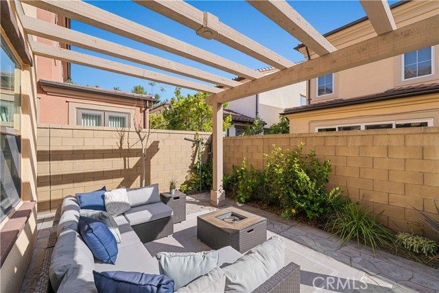 112 Velvet Leaf, Irvine CA: https://media.crmls.org/medias/59bf1445-2ac6-4e72-9312-dddefd3e0754.jpg