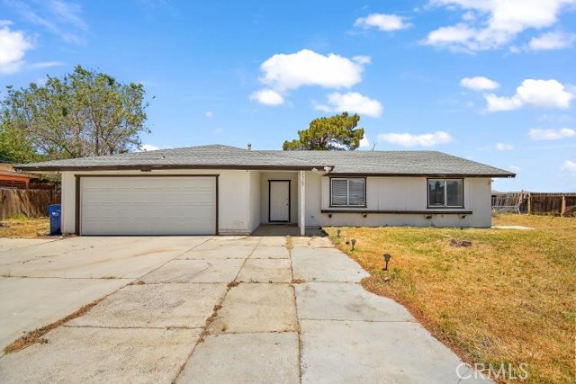 17307 Mossdale Ave, Lancaster, CA 93535