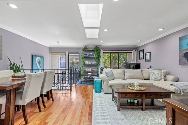 Detail Gallery Image 1 of 20 For 317 Dahlia Pl, Corona Del Mar,  CA 92625 - 2 Beds | 2 Baths