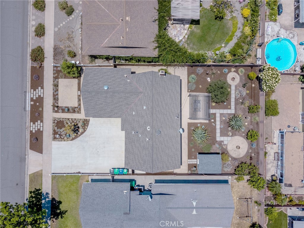 https://media.crmls.org/medias/59bfa03a-0598-4ef8-86e0-762b27424e8f.jpg?preset=X-Large
