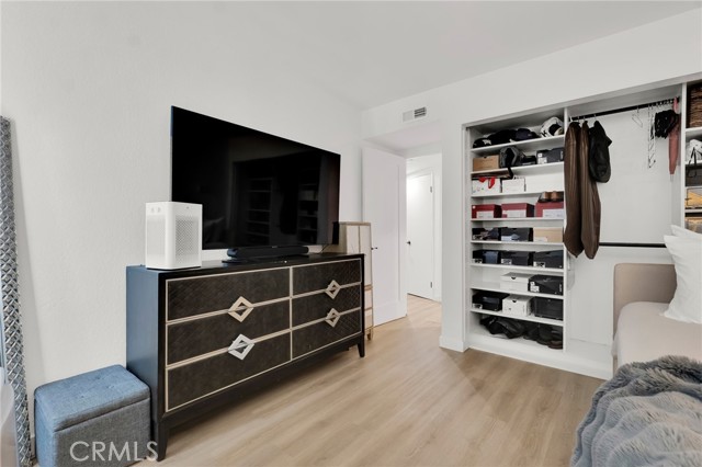 Detail Gallery Image 17 of 21 For 5530 Thornburn St #102,  Los Angeles,  CA 90045 - 2 Beds | 2 Baths