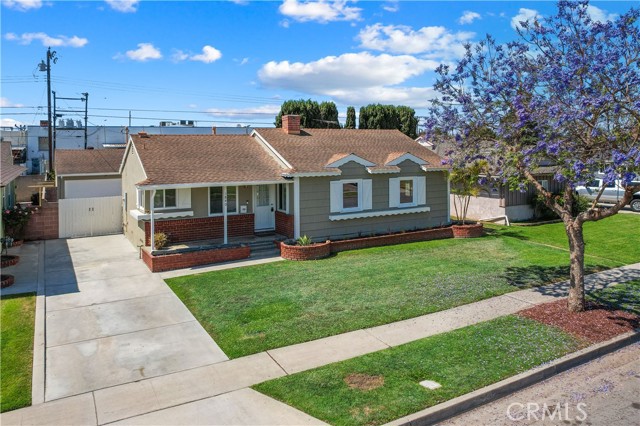 Detail Gallery Image 1 of 37 For 1840 W Southgate Ave, Fullerton,  CA 92833 - 3 Beds | 2 Baths