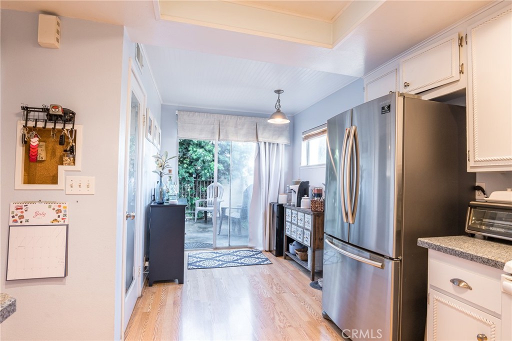 kitchen outlook to patio