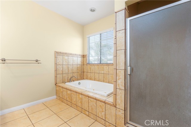 39600 Calle Gayube, Hemet CA: https://media.crmls.org/medias/59c10687-b6c8-4b6d-b8fc-eeec32823c83.jpg