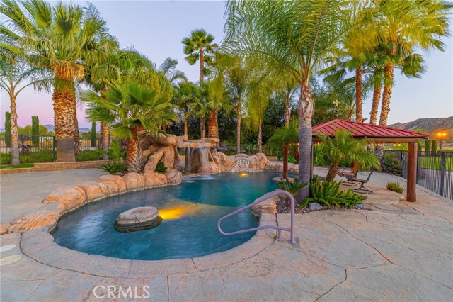 Image 62 of 75 For 30550 Stein Way