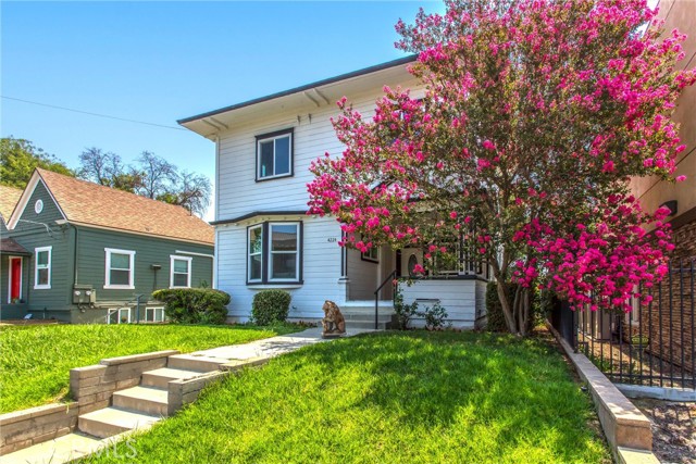 4224 Brockton Avenue, Riverside CA: https://media.crmls.org/medias/59c11fe7-ae39-4823-ac48-2b96b997c7a9.jpg