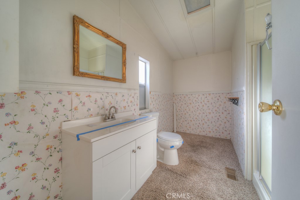https://media.crmls.org/medias/59c37d81-690d-41df-b559-2444a9614a64.jpg?preset=X-Large