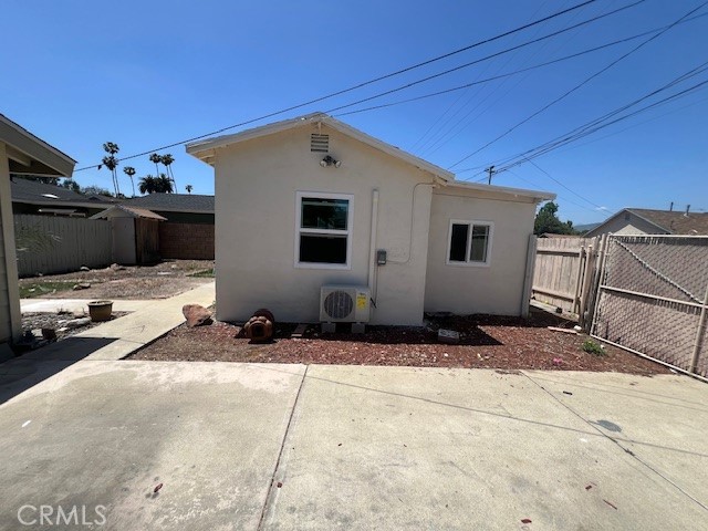 1467 3rd Street, La Verne CA: https://media.crmls.org/medias/59c3d343-dfea-4bc1-be2b-dc7a789065c1.jpg