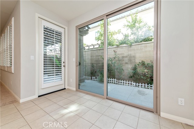 Detail Gallery Image 8 of 24 For 143 Augustine, Irvine,  CA 92618 - 3 Beds | 2/1 Baths