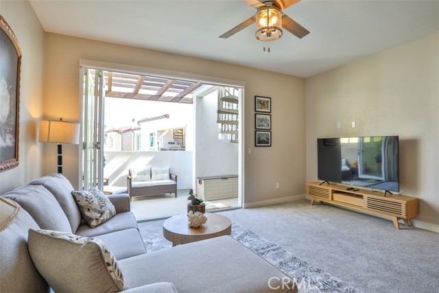 3318 Doheny Way, Dana Point CA: https://media.crmls.org/medias/59c4e9fd-9498-4970-9592-7d3ca1488505.jpg