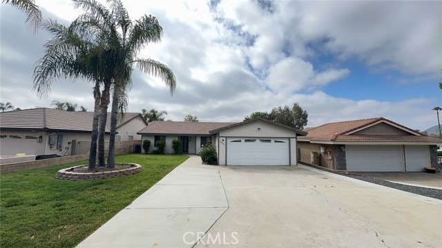 29954 Gulfstream, Canyon Lake CA: https://media.crmls.org/medias/59c58b9f-c1d0-4e8b-b6a9-7a6ccf369d6d.jpg