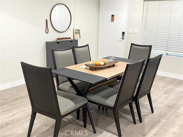 Detail Gallery Image 2 of 25 For 15508 Williams St #E,  Tustin,  CA 92780 - 3 Beds | 2 Baths