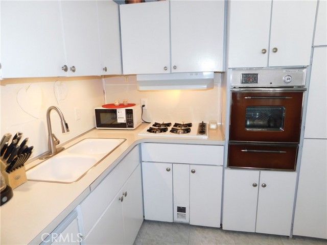 1001 S 3rd Street, Calimesa CA: https://media.crmls.org/medias/59c700d1-70ca-474c-88c8-ddbcb6b2bb90.jpg