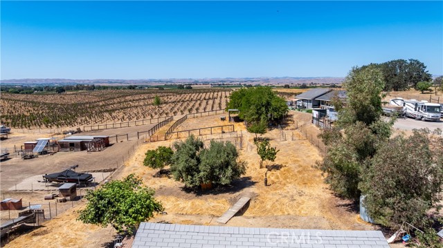 7240 Iverson Place, Paso Robles CA: https://media.crmls.org/medias/59c75021-09a4-410b-92ff-26690d75c742.jpg