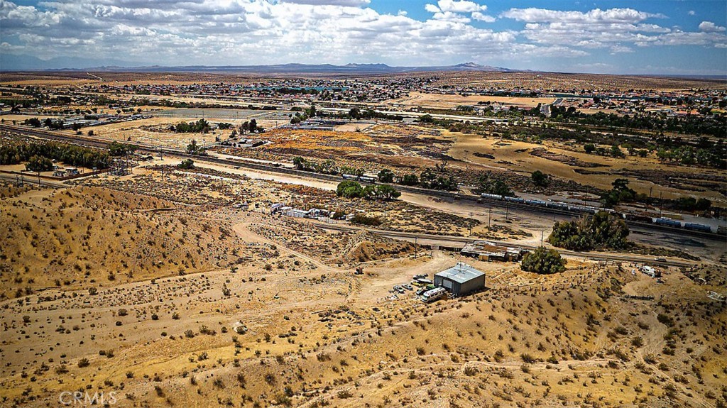 27075 National Trails