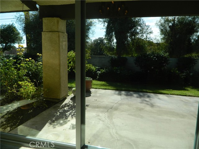 Detail Gallery Image 8 of 30 For 888 via Maria, Upland,  CA 91784 - 3 Beds | 3/1 Baths