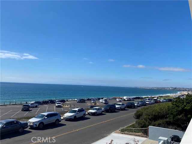 Detail Gallery Image 36 of 44 For 320 Paseo De La Playa a,  Redondo Beach,  CA 90277 - 2 Beds | 2/1 Baths