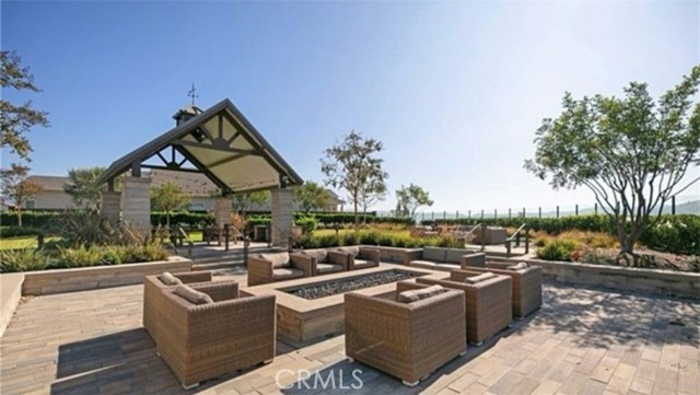 295 Autumn Way, Mission Viejo CA: https://media.crmls.org/medias/59c7ee9d-6d2c-48f6-8429-9c96a4ad784c.jpg