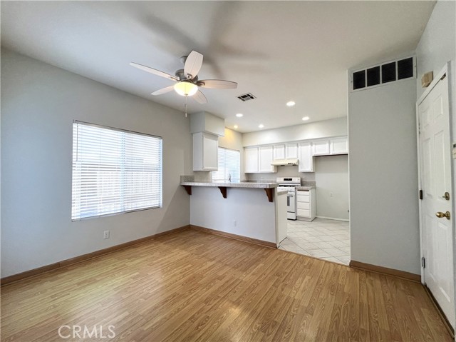 Detail Gallery Image 6 of 23 For 1729 Sunflower Ave a,  Glendora,  CA 91740 - 3 Beds | 3 Baths