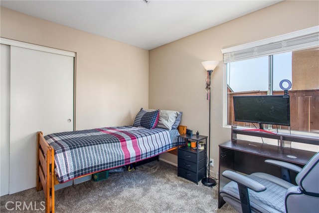 7471 Windrose Drive, Highland CA: https://media.crmls.org/medias/59c82033-496c-4729-a014-5c18da7ca4dd.jpg