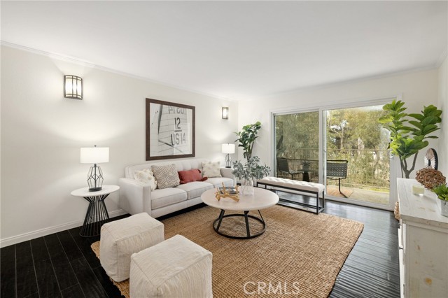 1108 Camino Real, Redondo Beach, California 90277, 2 Bedrooms Bedrooms, ,1 BathroomBathrooms,Residential,Sold,Camino Real,SB21221645