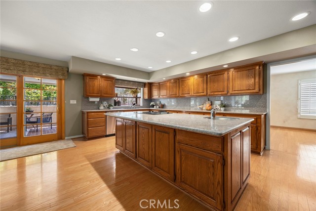 112 Morgan Ranch Road, Glendora CA: https://media.crmls.org/medias/59c89270-b4dd-414d-9d5f-1a20b63c1fe1.jpg