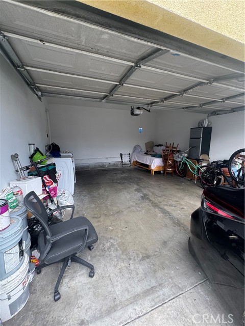 Detail Gallery Image 7 of 7 For 148 W 61 St, Los Angeles,  CA 90003 - 3 Beds | 2 Baths