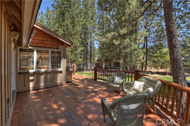 Detail Gallery Image 11 of 44 For 531 Killington Way, Big Bear Lake,  CA 92315 - 4 Beds | 2/1 Baths