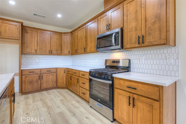 Detail Gallery Image 14 of 51 For 6210 Himmel St, Paradise,  CA 95969 - 3 Beds | 2 Baths