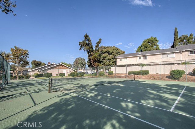 Detail Gallery Image 33 of 38 For 22901 Leo Ln, Lake Forest,  CA 92630 - 4 Beds | 2/1 Baths