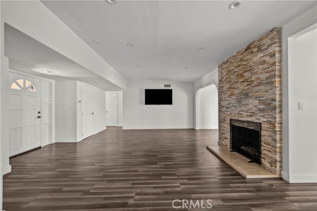 11440 Gothic Avenue, Granada Hills CA: https://media.crmls.org/medias/59cb3a70-5111-4f18-85c9-c60e873975c3.jpg