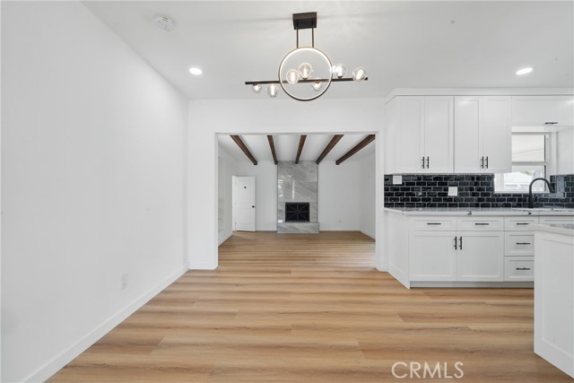 611 S Thorson Avenue, Compton CA: https://media.crmls.org/medias/59cb44b4-a95c-4975-a8a3-a6548d885956.jpg