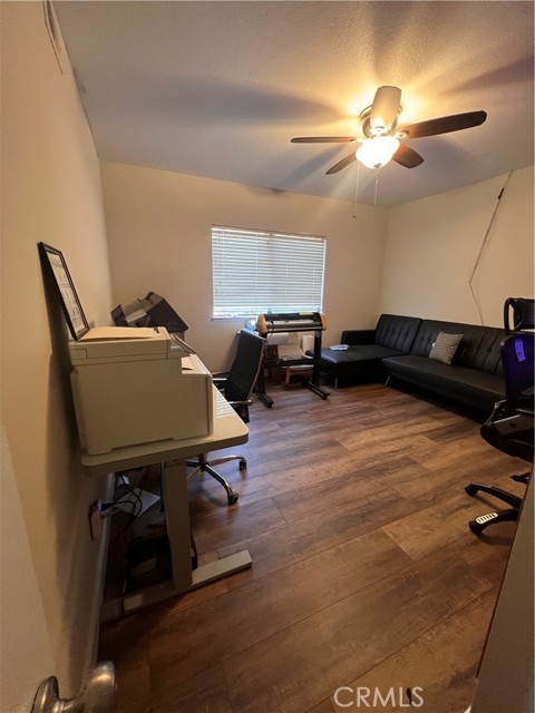 Detail Gallery Image 11 of 36 For 7158 Golden Vale, Riverside,  CA 92506 - 5 Beds | 3 Baths