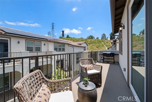 Image 31 of 51 For 242 Niebla Ln