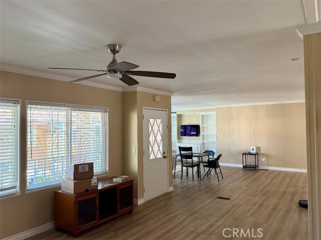 Detail Gallery Image 6 of 18 For 1456 E Philadelphia #322,  Ontario,  CA 91761 - 3 Beds | 2 Baths