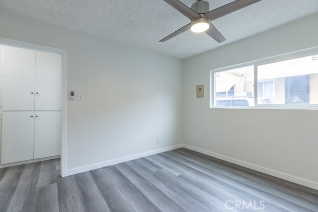 5476 Linden, Long Beach CA: https://media.crmls.org/medias/59cca488-747d-4ca9-88c3-b07f343aeccb.jpg