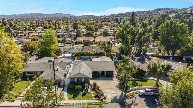 Detail Gallery Image 31 of 44 For 24206 Saint Edens Circle, West Hills,  CA 91307 - 3 Beds | 2 Baths